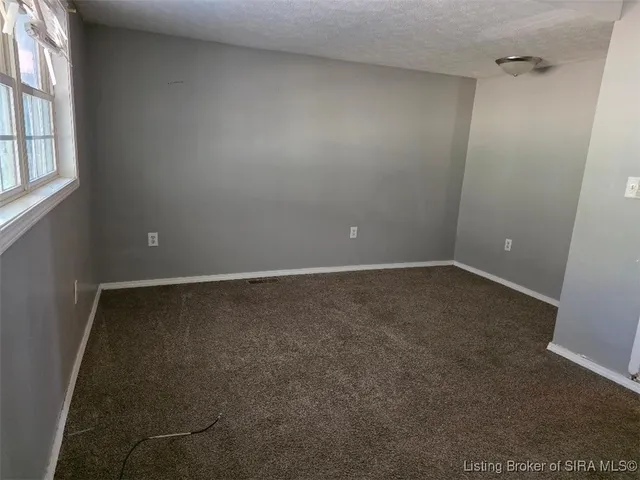 $1,500 | 440 East Chestnut Street, Corydon, IN 47112