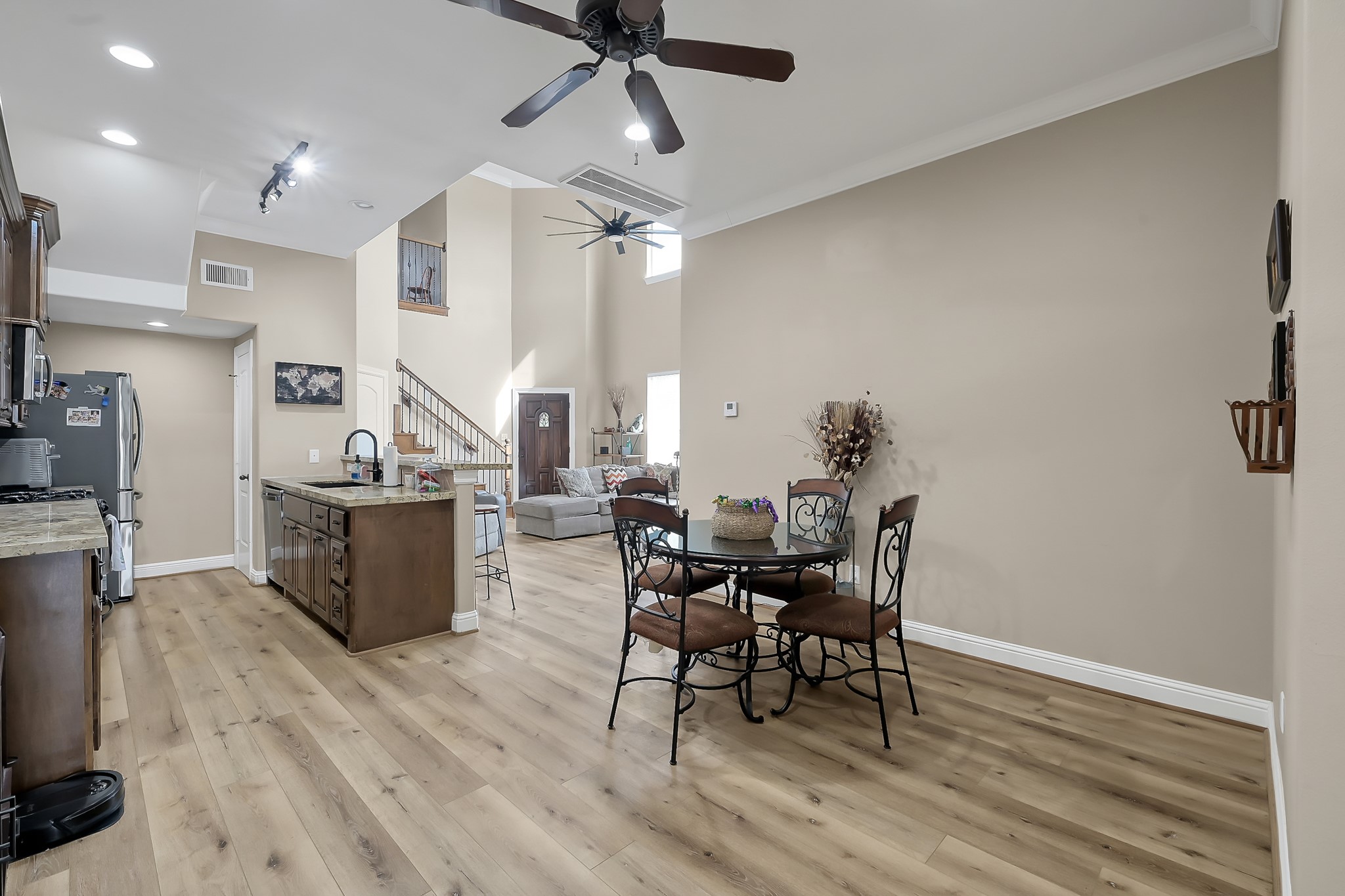 113 Capetown Way Montgomery, TX 77356 - Photo 14 of 39 a view of a dining room with furniture