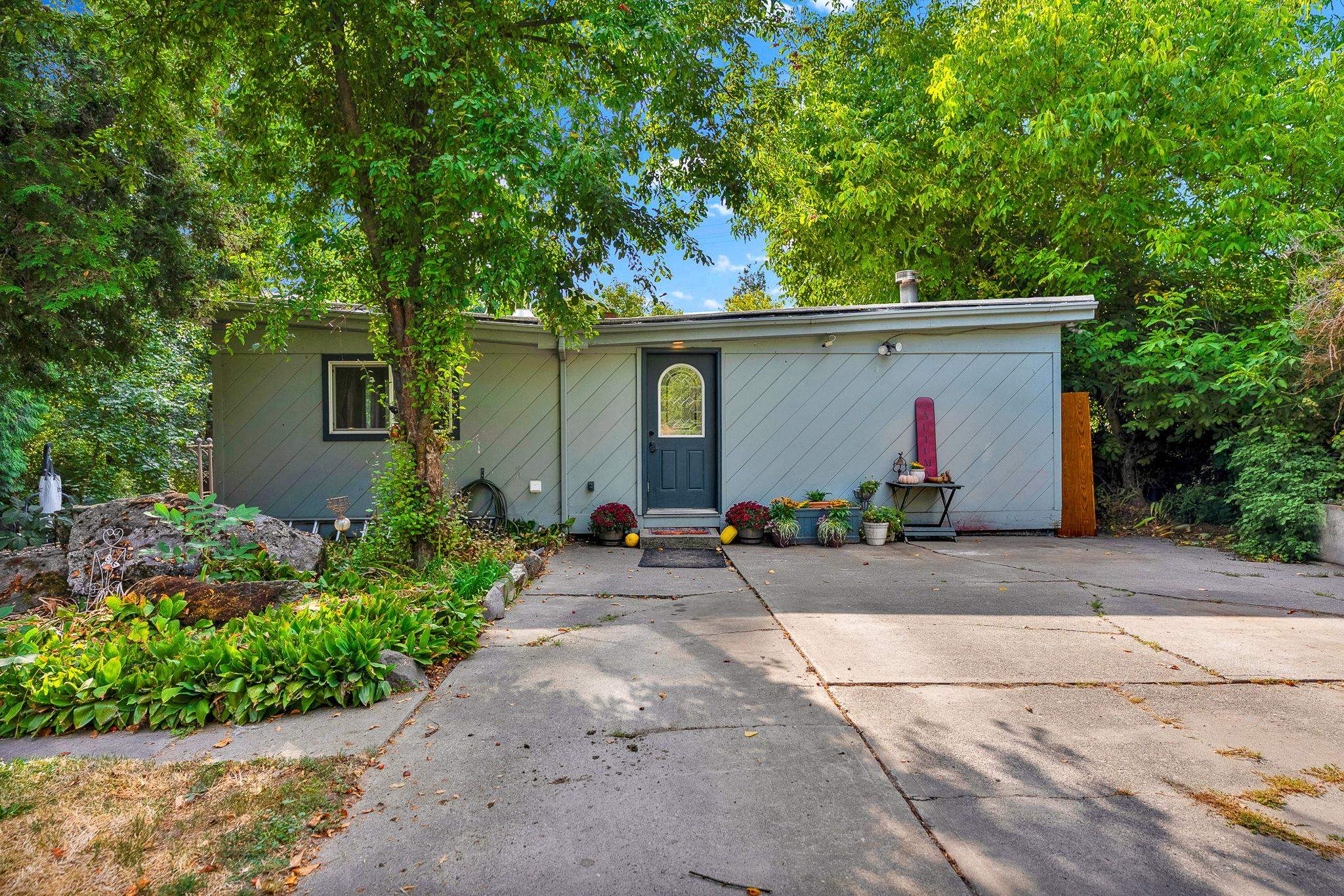 7501 North Orchard Prairie Road Spokane, WA 99217 - Photo 2 of 50 Gallery Image 2
