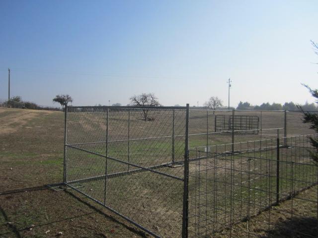 16601 Karen Road Madera, CA 93636 - Photo 34 of 36 Gallery Image 34
