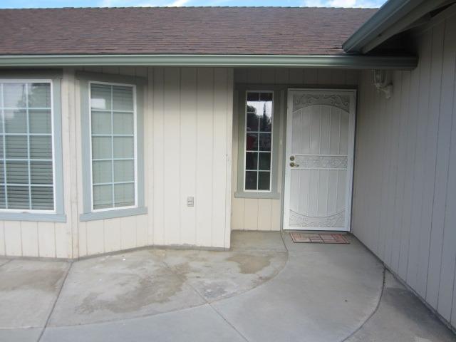 16601 Karen Road Madera, CA 93636 - Photo 5 of 36 Gallery Image 5
