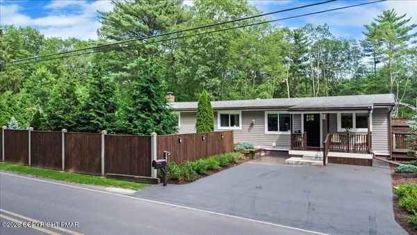 $399,900 | 262 Marilou Lane, Bartonsville, PA 18321