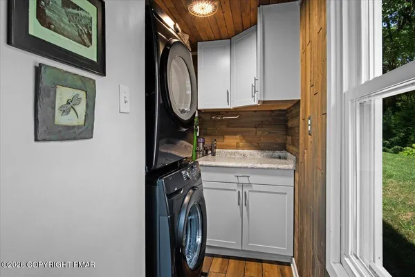 $399,900 | 262 Marilou Lane, Bartonsville, PA 18321