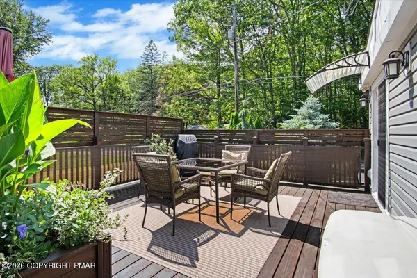 $399,900 | 262 Marilou Lane, Bartonsville, PA 18321