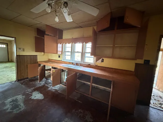 $55,000 | 1626 Territorial Road, Benton Harbor, MI 49022