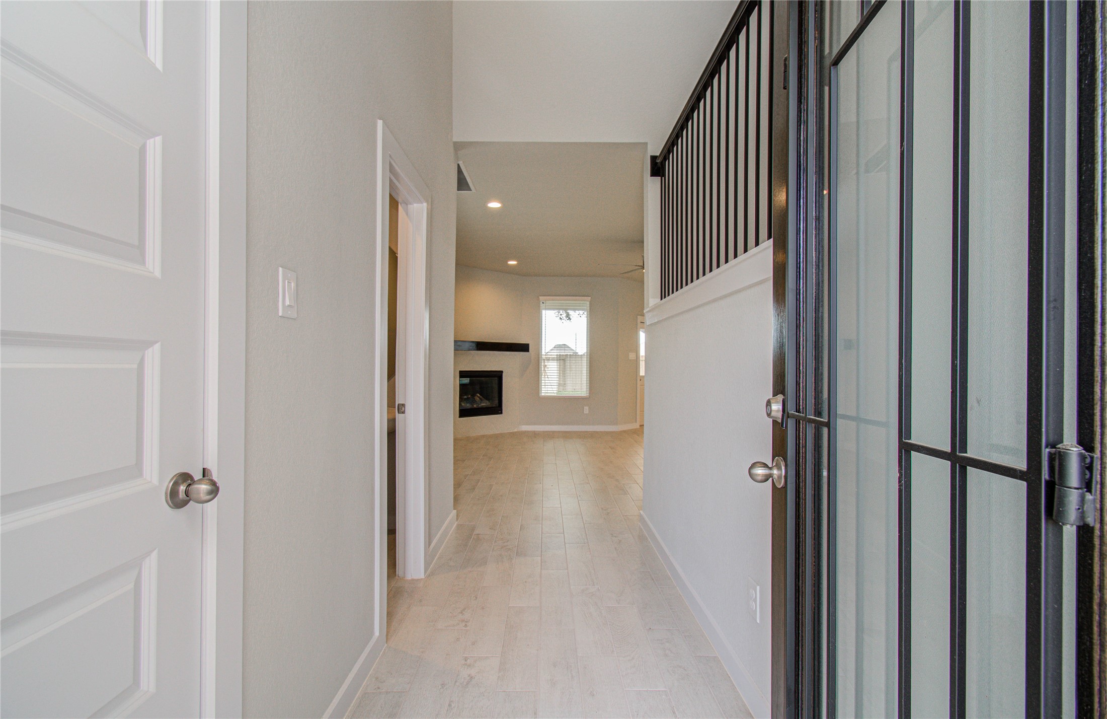 15723 Telge Ridge Lane Cypress, TX 77429 - Photo 2 of 31 a view of a hallway with a hallway