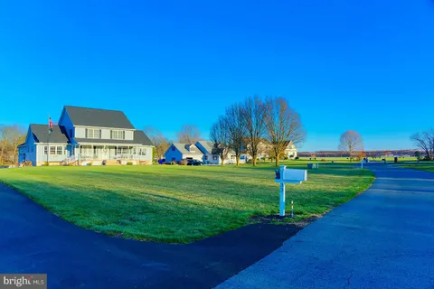 $699,990 | 33 Milbourn Manor Drive, Camden Wyoming, DE 19934