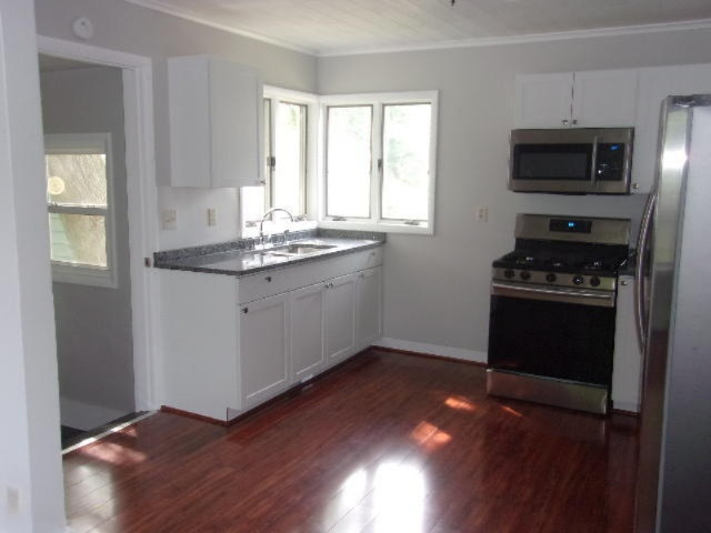 2706 Filer City Road Manistee, MI 49660 - Photo 10 of 40 018