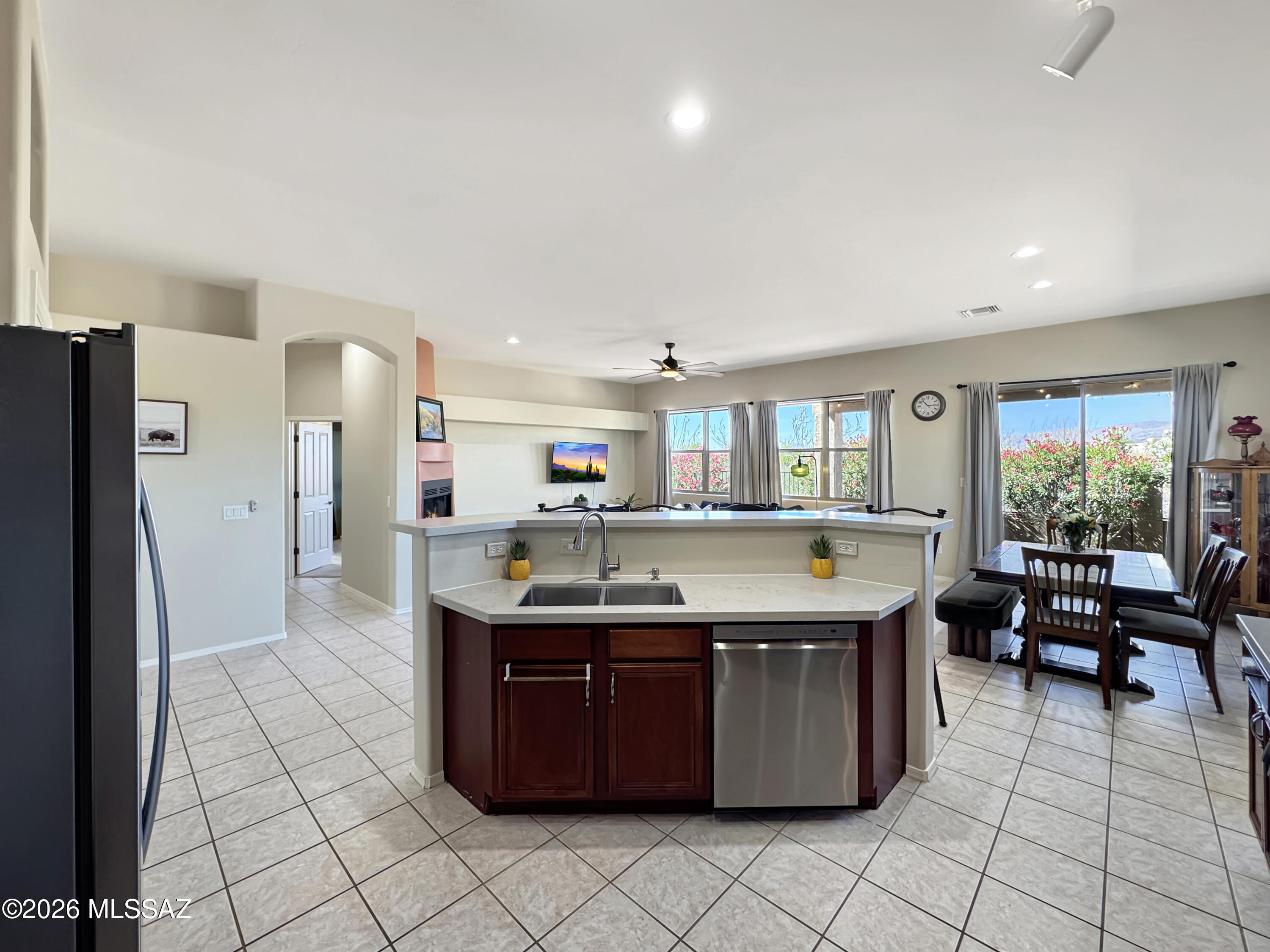 10835 South Heart Break Ridge Place Vail, AZ 85641 - Photo 16 of 49 a view with a kitchen counter space
