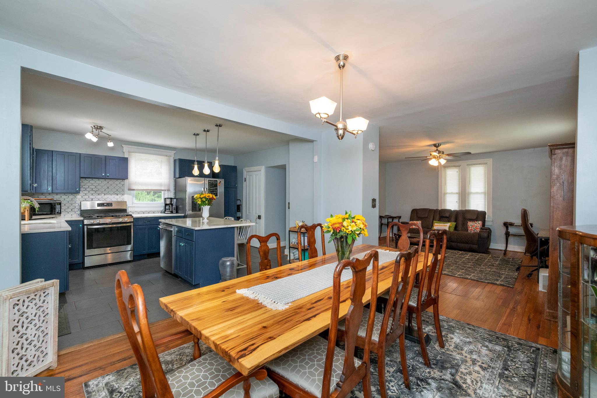 514 Warren Road Cockeysville, MD 21030 - Photo 15 of 55 Dining Room