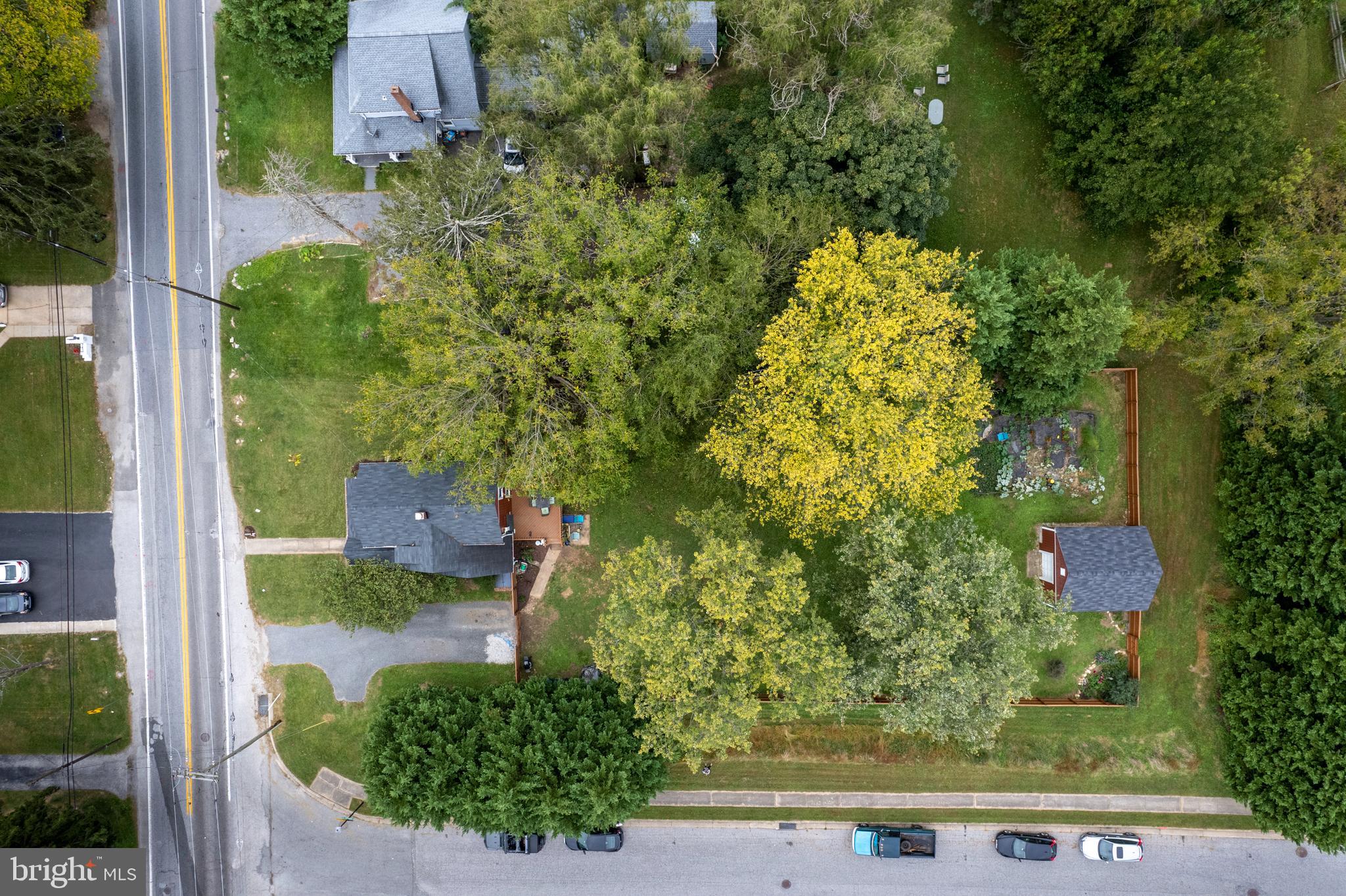 514 Warren Road Cockeysville, MD 21030 - Photo 52 of 55 Large corner lot with lots of parking on Abbey RD