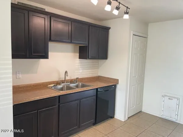 $1,750 | 14017 North 48th Avenue, Glendale, AZ 85306