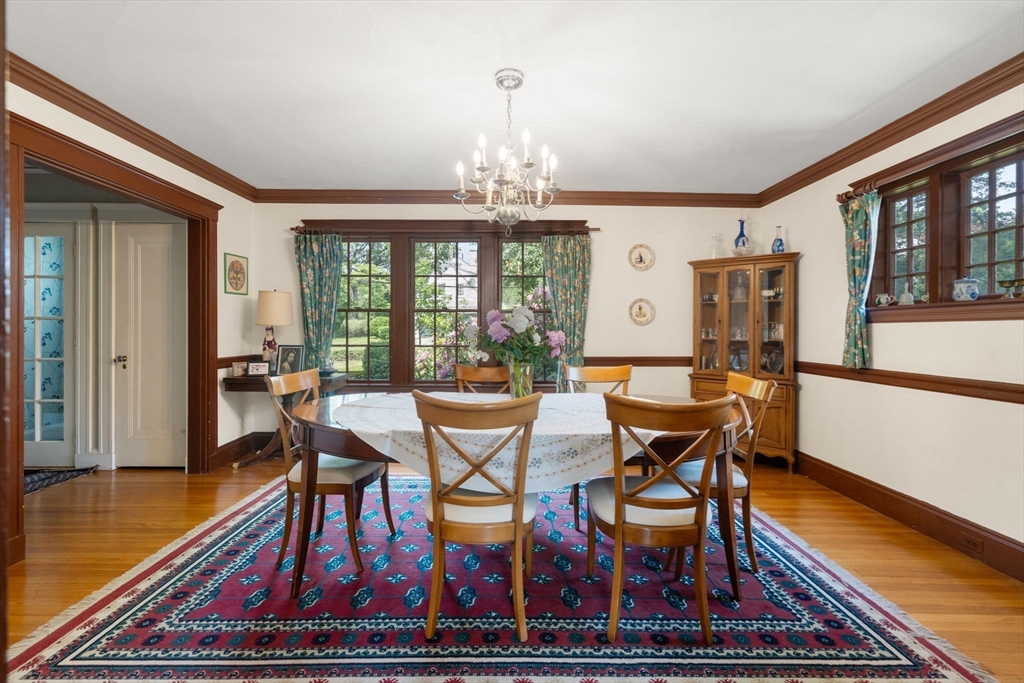 240 Windsor Road Newton, MA 02468 - Photo 11 of 26