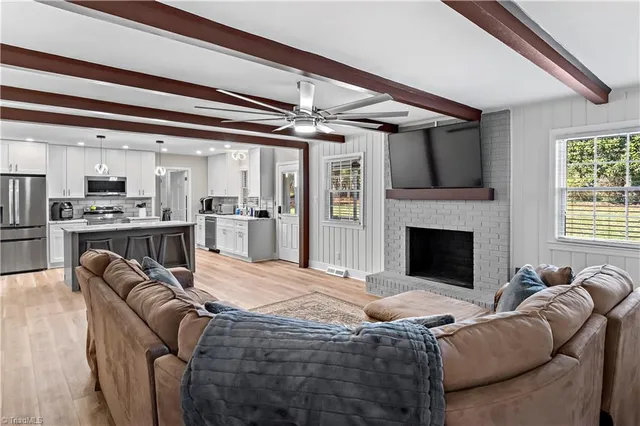 $424,900 | 6732 Rollingwood Drive, Clemmons, NC 27012