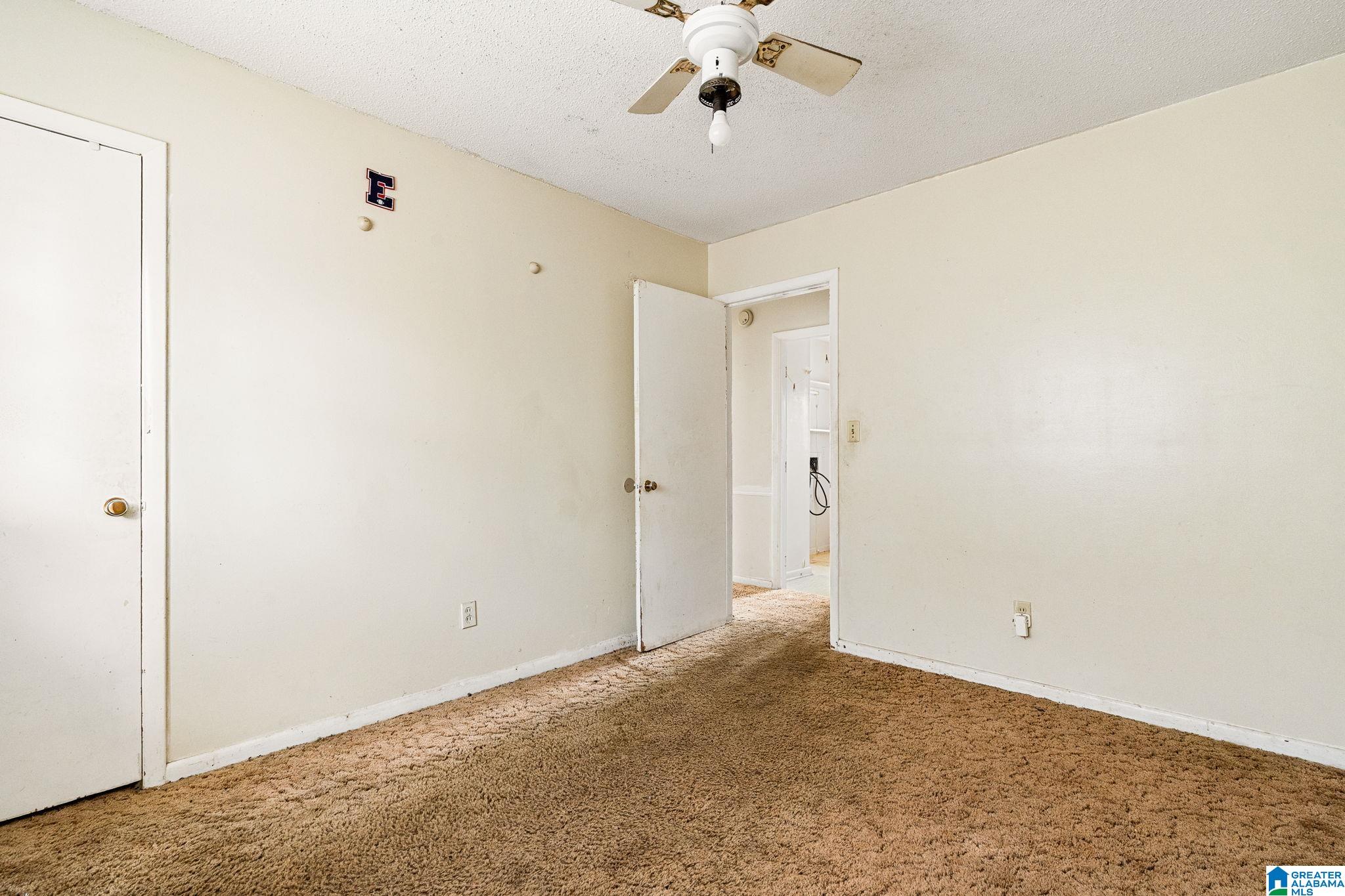 916 Hagwood Road Birmingham, AL 35235 - Photo 10 of 16