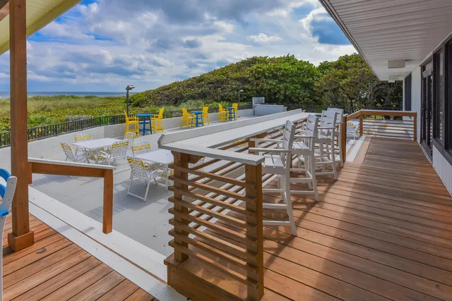 $360,000 | 1357 Northeast Ocean Boulevard, Unit 317, Stuart, FL 34996