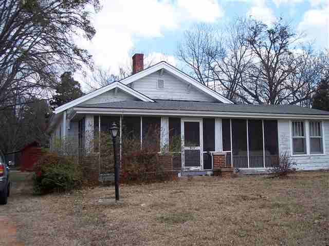 312 Old Cedar Rock Road Easley, SC 29640 - Photo 1 of 25