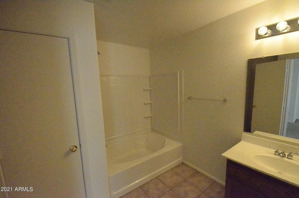 7022 Cesar Street Peoria, AZ 85345 - Photo 13 of 22 Photo #13