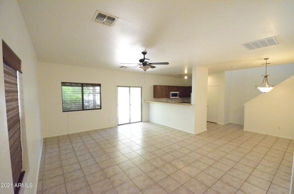 7022 Cesar Street Peoria, AZ 85345 - Photo 5 of 22 Photo #5