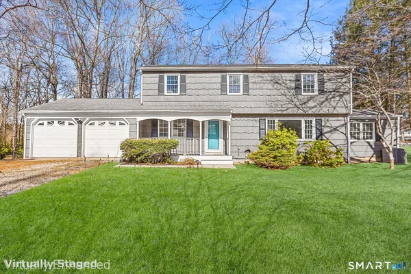 $699,000 | 8 Woodlawn Drive, Bethel, CT 06801