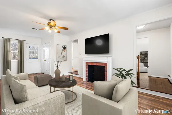 $699,000 | 8 Woodlawn Drive, Bethel, CT 06801