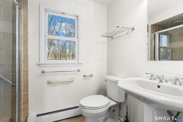 $699,000 | 8 Woodlawn Drive, Bethel, CT 06801