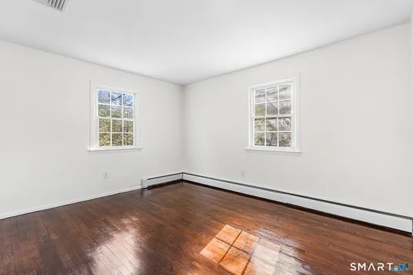 $699,000 | 8 Woodlawn Drive, Bethel, CT 06801