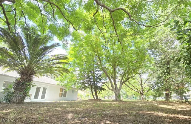 $548,000 | 687 Grove Drive, Naples, FL 34120