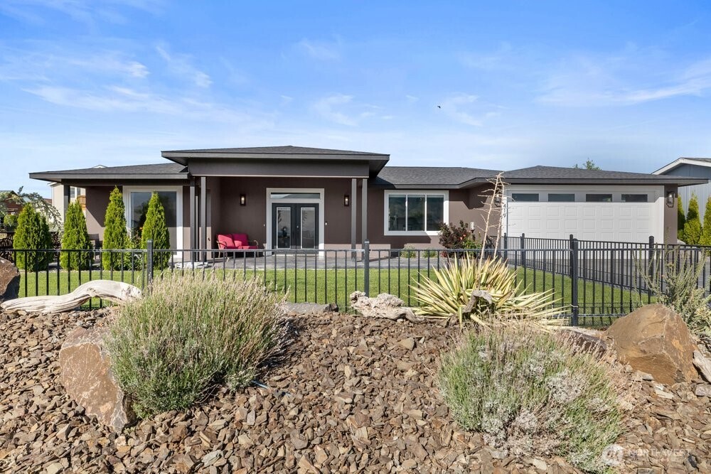 419 Edgewater Way South Mattawa, WA 99349 - Photo 7 of 40
