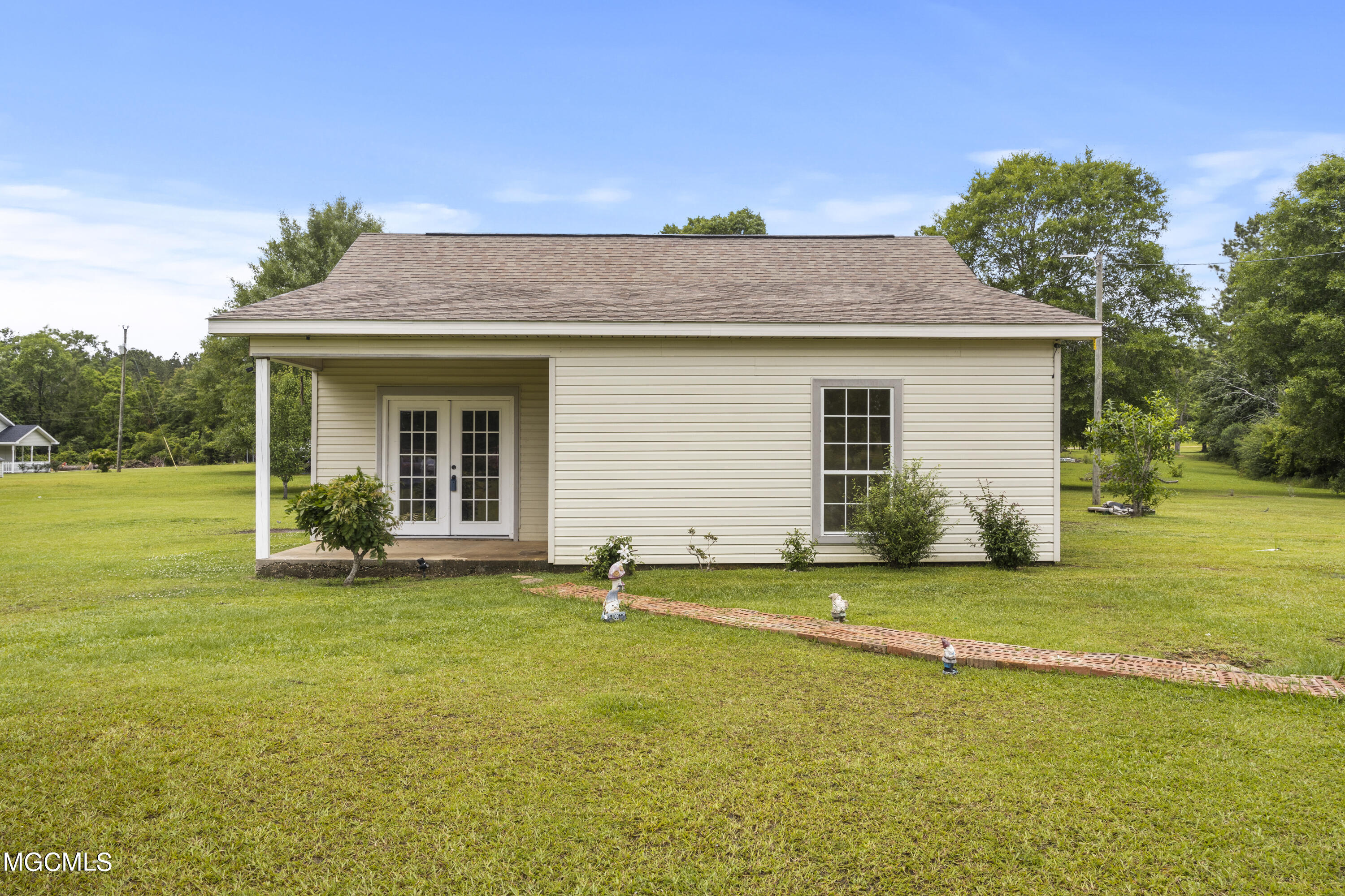 4 Jub Hickman Road Perkinston, MS 39573 - Photo 2 of 25 002