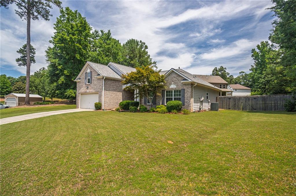 3225 Moss Court Monroe, GA 30655 - Photo 2 of 35