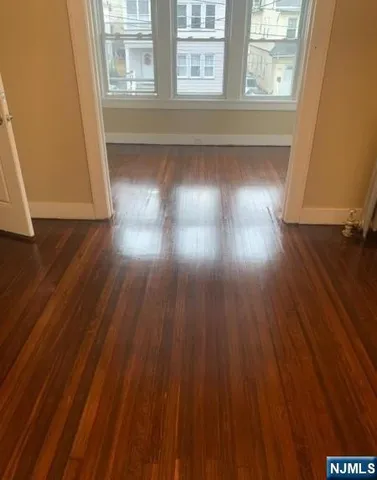 $750,000 | 10 Glennon Place, West Orange, NJ 07052