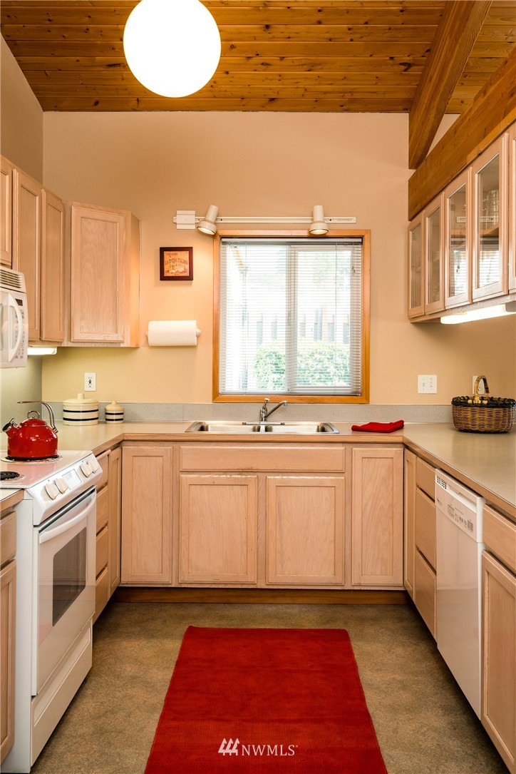 127 Lopez Road, Unit 5 Lopez Island, WA 98261 - Photo 5 of 10