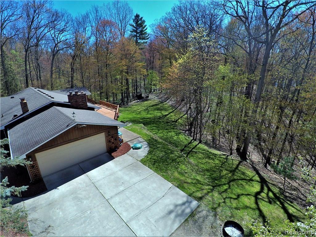 200 Ridgemont Road Oxford, MI 48370 - Photo 47 of 48 MAX_0114.JPG