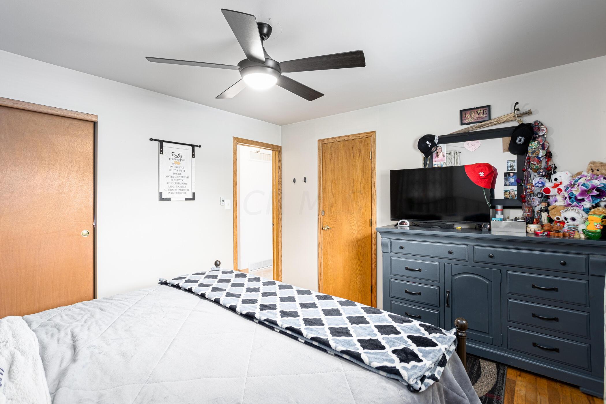 6330 Faircrest Road Columbus, OH 43229 - Photo 22 of 52 6330 Faircrest Rd 070