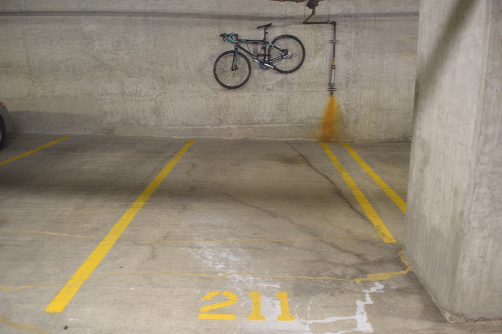 1400 South Michigan Avenue, Unit 2108 Chicago, IL 60605 - Photo 12 of 14 a view of a bathroom with a shower