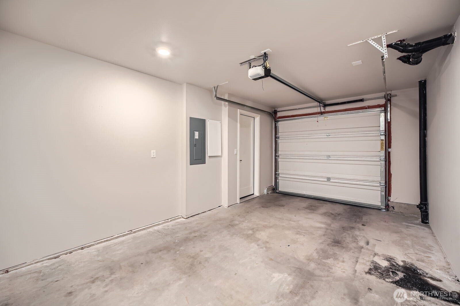 1803 Southwest 96th Lane Seattle, WA 98106 - Photo 32 of 33