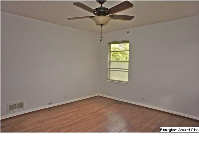 7217 Rowan Road Leeds, AL 35094 - Photo 13 of 32