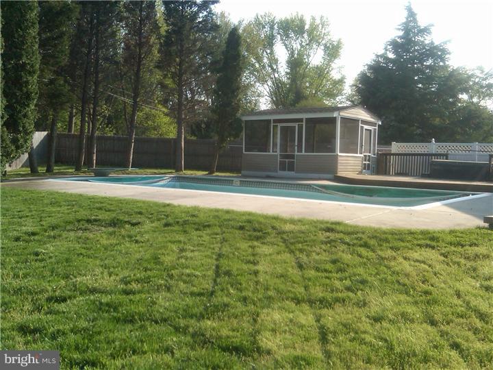 101 Anderson Road Newark, DE 19713 - Photo 10 of 12 Pool