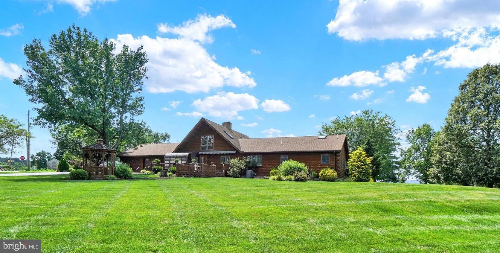 695 Freysville Road Hellam, PA 17406 - Photo 5 of 38 Gallery Image 5
