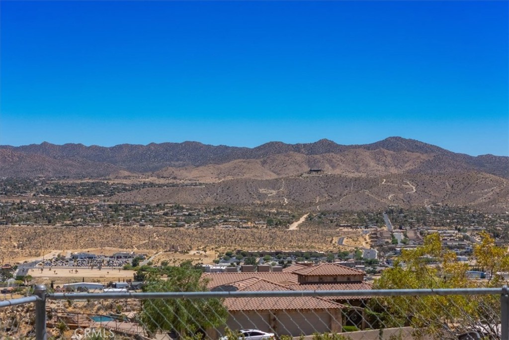 6177 Mandarin Road Yucca Valley, CA 92284 - Photo 45 of 58