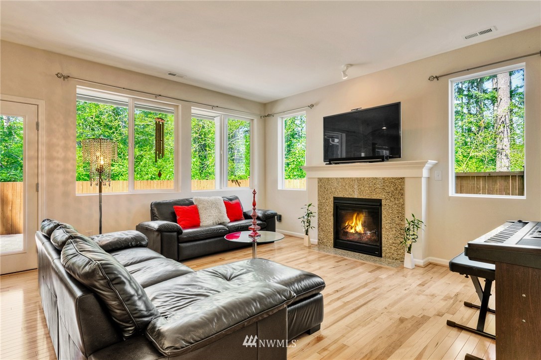 3801 176th Place Southeast Bothell, WA 98012 - Photo 4 of 24