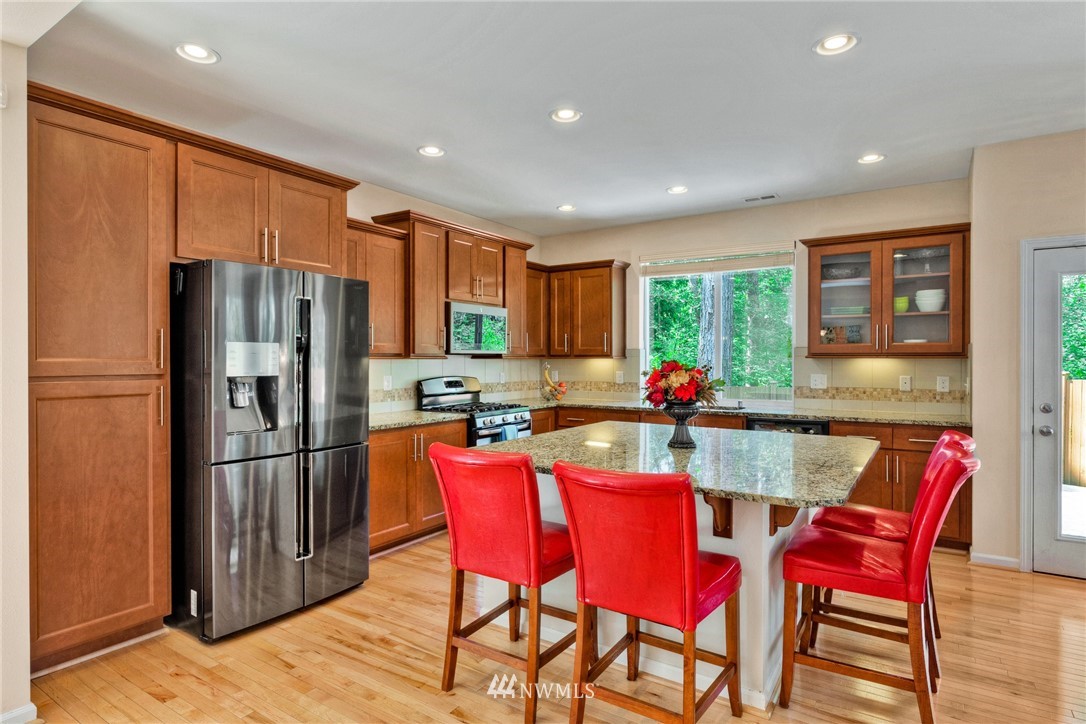 3801 176th Place Southeast Bothell, WA 98012 - Photo 8 of 24