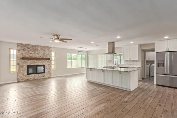 $3,095 | 4833 East Kathleen Road, Scottsdale, AZ 85254