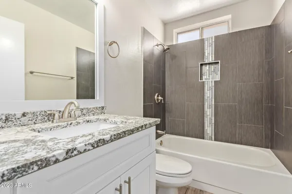 $3,095 | 4833 East Kathleen Road, Scottsdale, AZ 85254