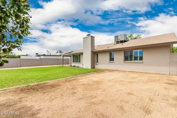 $3,095 | 4833 East Kathleen Road, Scottsdale, AZ 85254