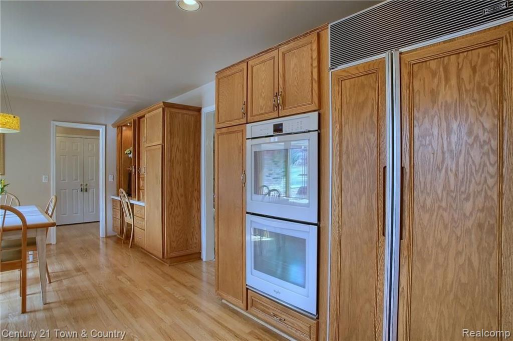 2300 Kingsford Road Rochester Hills, MI 48309 - Photo 12 of 32