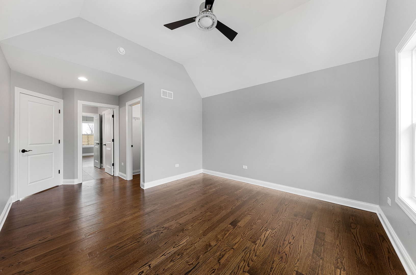 2004 Oldfield Road Darien, IL 60561 - Photo 15 of 40 a view of an empty room with wooden floor