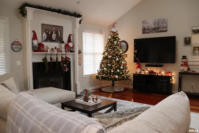 $649,900 | 2 Hunters Way, Washington, IL 61571