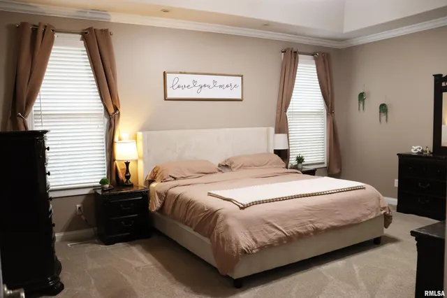 $649,900 | 2 Hunters Way, Washington, IL 61571